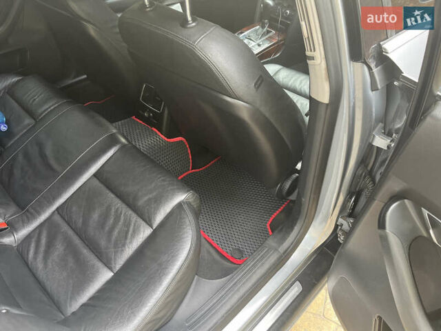 Серый Ауди А6, объемом двигателя 3.12 л и пробегом 300 тыс. км за 8800 $, фото 9 на Automoto.ua