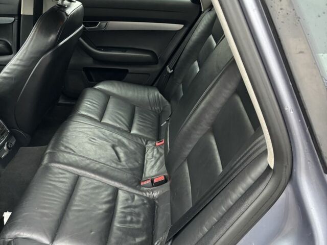 Серый Ауди А6, объемом двигателя 2.4 л и пробегом 370 тыс. км за 2900 $, фото 9 на Automoto.ua