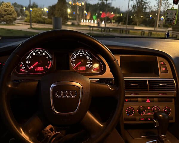 Серый Ауди А6, объемом двигателя 2.4 л и пробегом 257 тыс. км за 10300 $, фото 13 на Automoto.ua