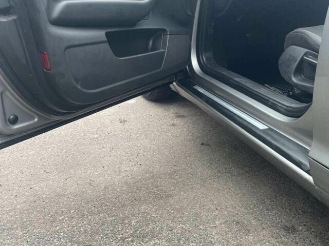 Сірий Ауді А6, об'ємом двигуна 3 л та пробігом 340 тис. км за 3550 $, фото 4 на Automoto.ua