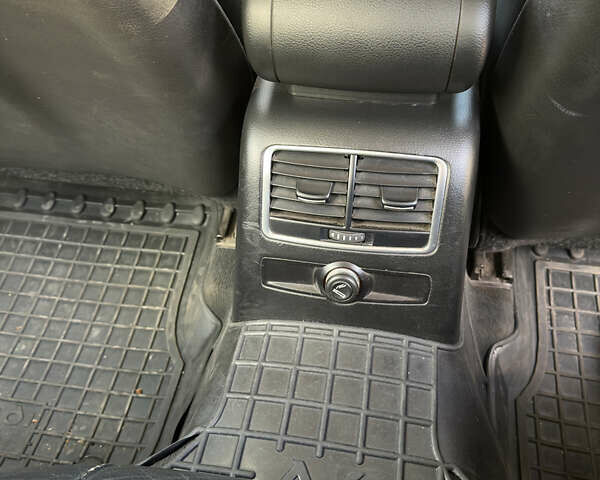 Ауді А6 2007 у Прилуках на Automoto.ua Сірий Ауді А6, об'ємом двигуна 1.97 л та пробігом 241 тис. км за 6500 $, фото 11 на Automoto.ua