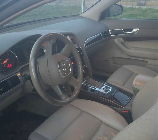 Сірий Ауді А6, об'ємом двигуна 3.2 л та пробігом 258 тис. км за 5700 $, фото 2 на Automoto.ua