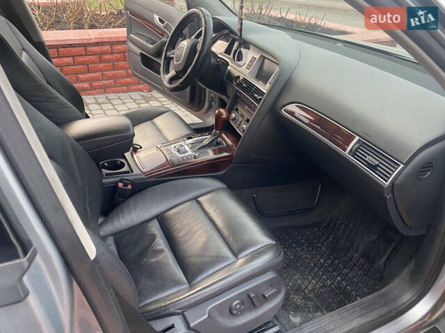 Серый Ауди А6, объемом двигателя 3.2 л и пробегом 215 тыс. км за 9000 $, фото 6 на Automoto.ua