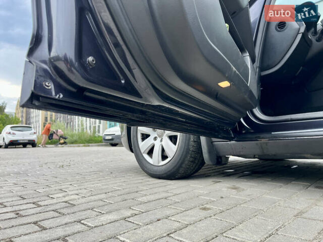 Серый Ауди А6, объемом двигателя 2.7 л и пробегом 357 тыс. км за 6500 $, фото 22 на Automoto.ua