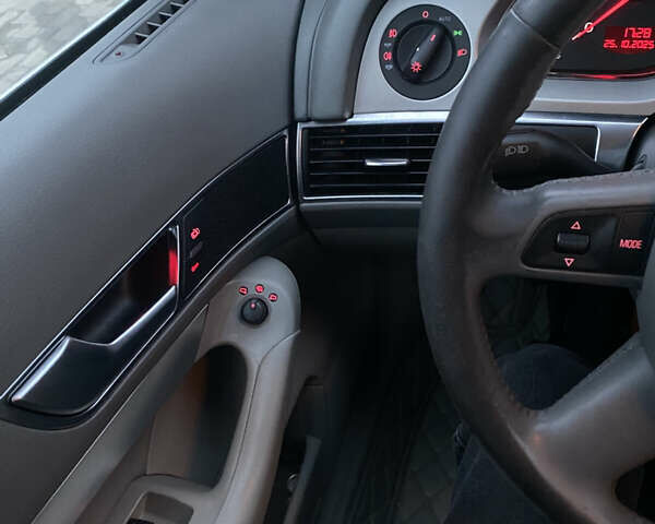 Ауді А6 2007 у Новой Водолаге на Automoto.ua Сірий Ауді А6, об'ємом двигуна 2 л та пробігом 255 тис. км за 8000 $, фото 14 на Automoto.ua
