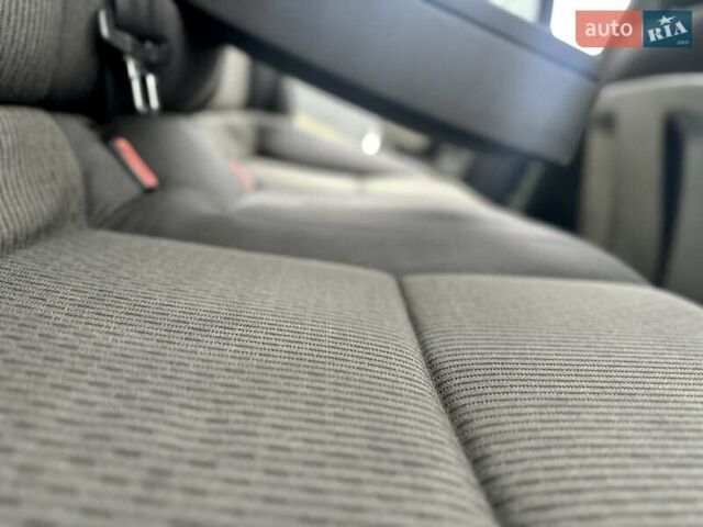 Сірий Ауді А6, об'ємом двигуна 1.97 л та пробігом 268 тис. км за 6900 $, фото 15 на Automoto.ua