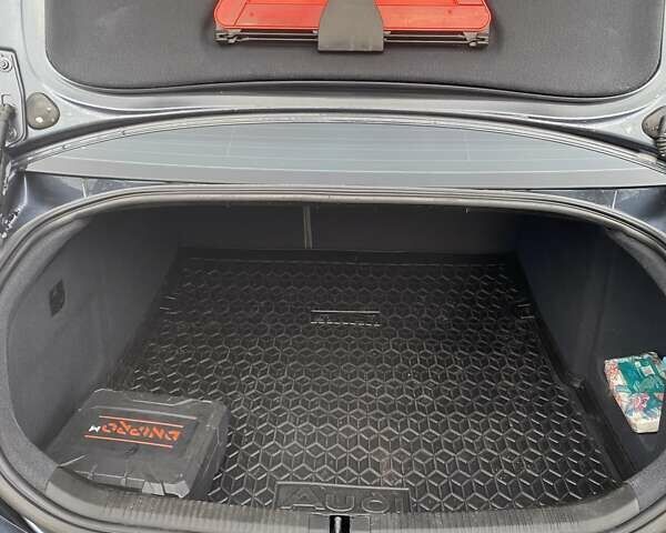 Сірий Ауді А6, об'ємом двигуна 2.7 л та пробігом 330 тис. км за 9500 $, фото 37 на Automoto.ua