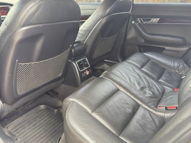 Сірий Ауді А6, об'ємом двигуна 2.4 л та пробігом 285 тис. км за 6900 $, фото 9 на Automoto.ua