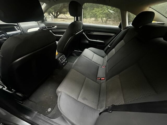 Серый Ауди А6, объемом двигателя 2 л и пробегом 250 тыс. км за 6500 $, фото 1 на Automoto.ua