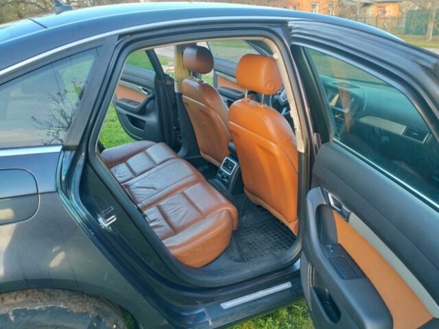 Серый Ауди А6, объемом двигателя 2 л и пробегом 300 тыс. км за 8300 $, фото 6 на Automoto.ua