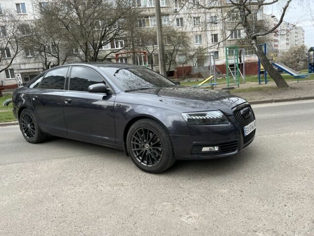 Серый Ауди А6, объемом двигателя 3 л и пробегом 300 тыс. км за 10600 $, фото 1 на Automoto.ua