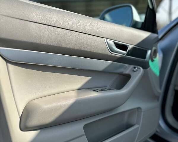 Сірий Ауді А6, об'ємом двигуна 2 л та пробігом 255 тис. км за 12800 $, фото 29 на Automoto.ua