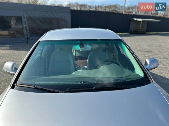 Сірий Ауді А6, об'ємом двигуна 2 л та пробігом 255 тис. км за 12800 $, фото 12 на Automoto.ua