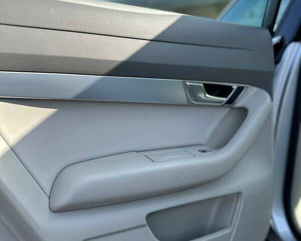 Сірий Ауді А6, об'ємом двигуна 2 л та пробігом 255 тис. км за 12800 $, фото 30 на Automoto.ua
