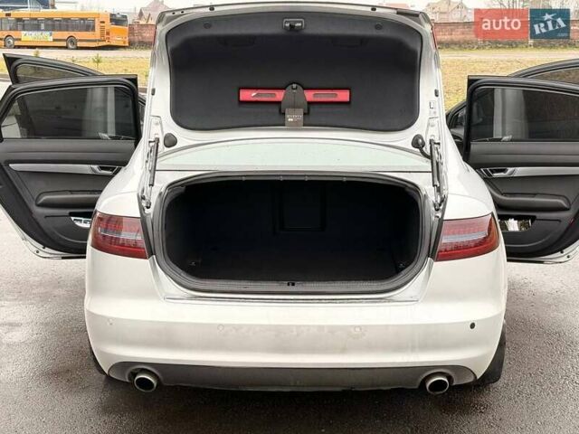 Серый Ауди А6, объемом двигателя 2.7 л и пробегом 232 тыс. км за 9900 $, фото 10 на Automoto.ua