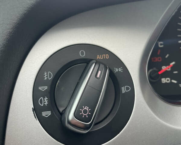 Ауди А6 2009 в Виноградове на Automoto.ua Серый Ауди А6, объемом двигателя 1.98 л и пробегом 310 тыс. км за 8500 $, фото 44 на Automoto.ua