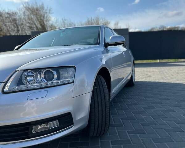 Сірий Ауді А6, об'ємом двигуна 2 л та пробігом 255 тис. км за 12800 $, фото 5 на Automoto.ua