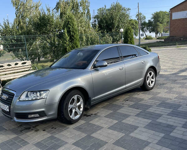 Серый Ауди А6, объемом двигателя 1.97 л и пробегом 300 тыс. км за 9000 $, фото 3 на Automoto.ua