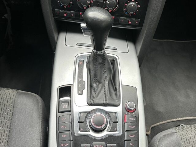 Серый Ауди А6, объемом двигателя 2 л и пробегом 240 тыс. км за 8500 $, фото 6 на Automoto.ua