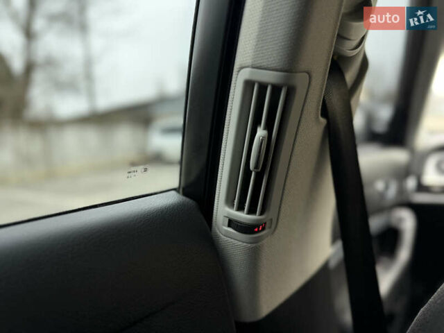 Сірий Ауді А6, об'ємом двигуна 1.97 л та пробігом 220 тис. км за 10900 $, фото 62 на Automoto.ua