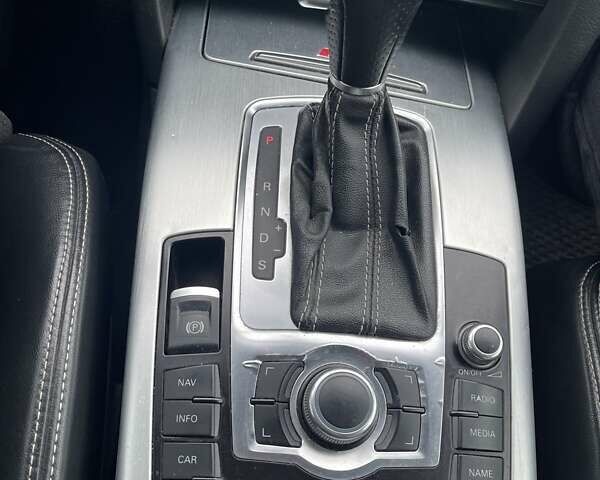 Сірий Ауді А6, об'ємом двигуна 3 л та пробігом 300 тис. км за 12500 $, фото 7 на Automoto.ua