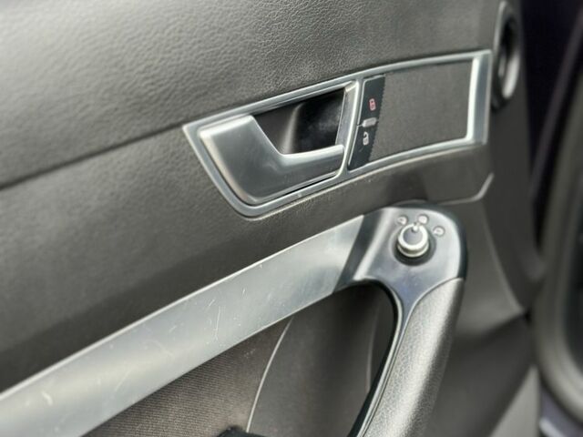 Сірий Ауді А6, об'ємом двигуна 2 л та пробігом 350 тис. км за 9500 $, фото 8 на Automoto.ua