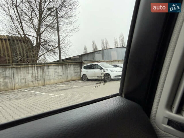 Сірий Ауді А6, об'ємом двигуна 1.97 л та пробігом 220 тис. км за 10900 $, фото 63 на Automoto.ua