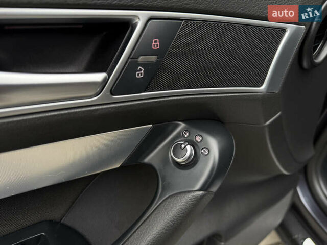 Сірий Ауді А6, об'ємом двигуна 1.97 л та пробігом 220 тис. км за 10900 $, фото 31 на Automoto.ua