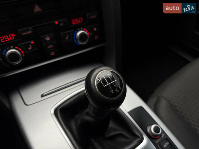 Сірий Ауді А6, об'ємом двигуна 1.97 л та пробігом 220 тис. км за 10900 $, фото 45 на Automoto.ua