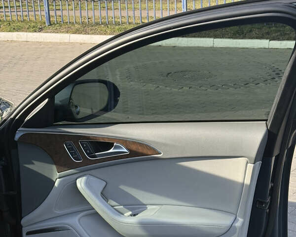 Серый Ауди А6, объемом двигателя 3 л и пробегом 230 тыс. км за 14500 $, фото 7 на Automoto.ua
