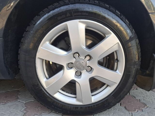 Сірий Ауді А6, об'ємом двигуна 2.8 л та пробігом 295 тис. км за 11900 $, фото 7 на Automoto.ua