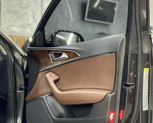 Серый Ауди А6, объемом двигателя 3 л и пробегом 244 тыс. км за 14000 $, фото 14 на Automoto.ua