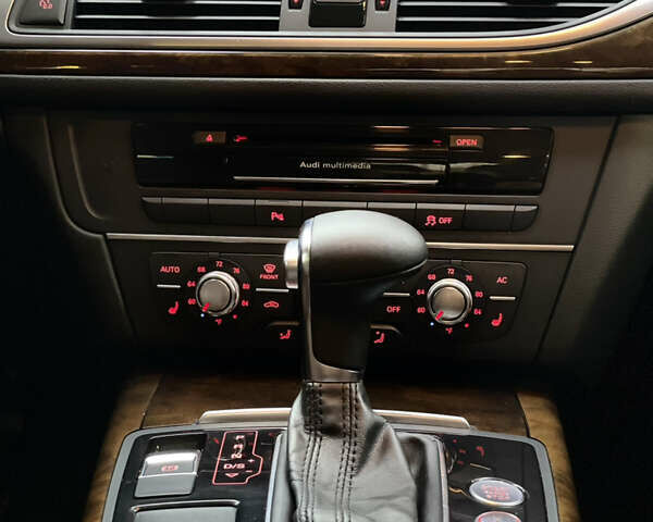 Серый Ауди А6, объемом двигателя 3 л и пробегом 244 тыс. км за 14000 $, фото 9 на Automoto.ua