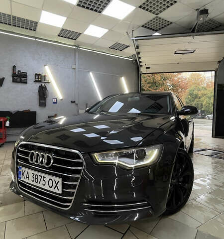 Серый Ауди А6, объемом двигателя 3 л и пробегом 244 тыс. км за 14000 $, фото 1 на Automoto.ua