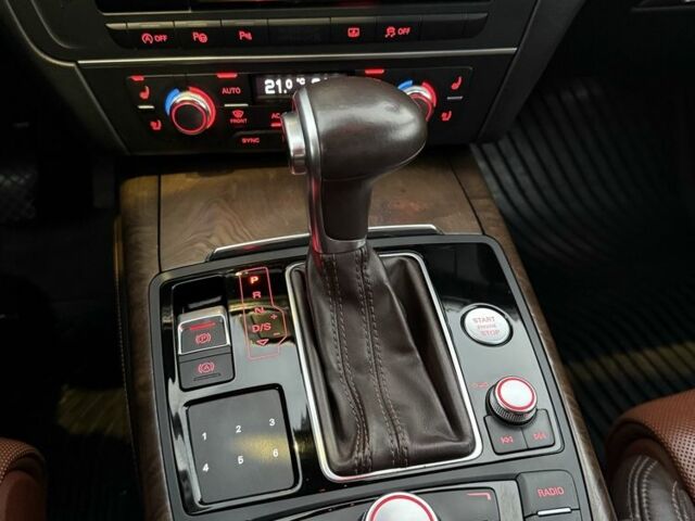 Сірий Ауді А6, об'ємом двигуна 3 л та пробігом 284 тис. км за 14950 $, фото 19 на Automoto.ua