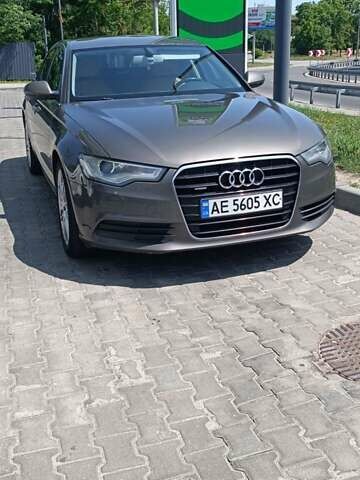 Серый Ауди А6, объемом двигателя 3 л и пробегом 200 тыс. км за 12500 $, фото 24 на Automoto.ua