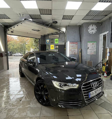 Серый Ауди А6, объемом двигателя 3 л и пробегом 244 тыс. км за 14000 $, фото 3 на Automoto.ua