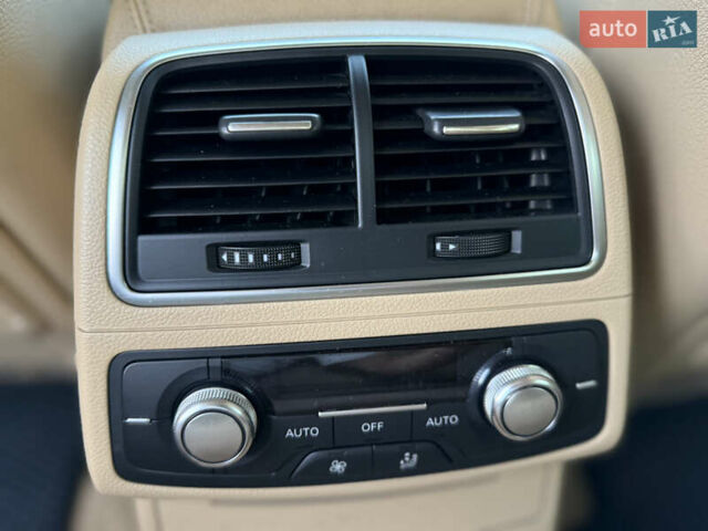 Сірий Ауді А6, об'ємом двигуна 2.8 л та пробігом 208 тис. км за 12199 $, фото 31 на Automoto.ua