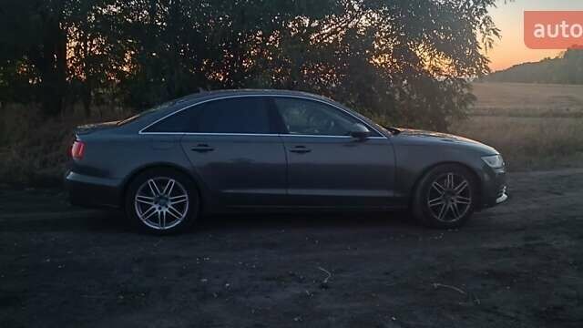 Серый Ауди А6, объемом двигателя 3 л и пробегом 200 тыс. км за 12500 $, фото 8 на Automoto.ua