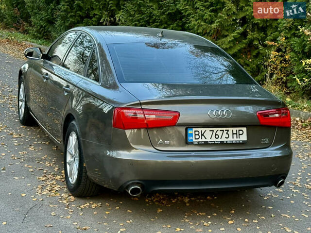 Сірий Ауді А6, об'ємом двигуна 2.8 л та пробігом 208 тис. км за 12199 $, фото 21 на Automoto.ua