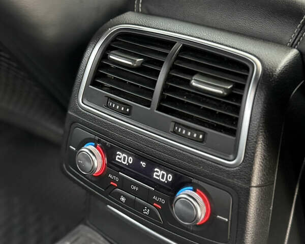 Серый Ауди А6, объемом двигателя 2.97 л и пробегом 300 тыс. км за 17800 $, фото 22 на Automoto.ua