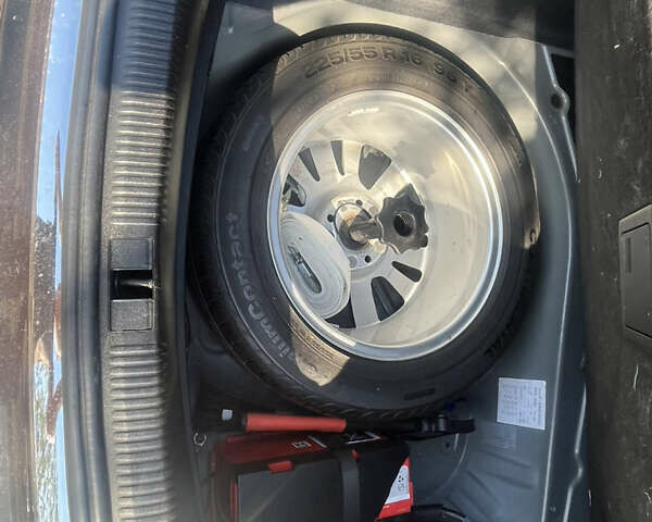 Серый Ауди А6, объемом двигателя 1.98 л и пробегом 283 тыс. км за 10800 $, фото 22 на Automoto.ua