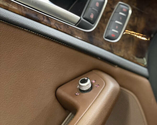 Серый Ауди А6, объемом двигателя 3 л и пробегом 244 тыс. км за 14000 $, фото 12 на Automoto.ua