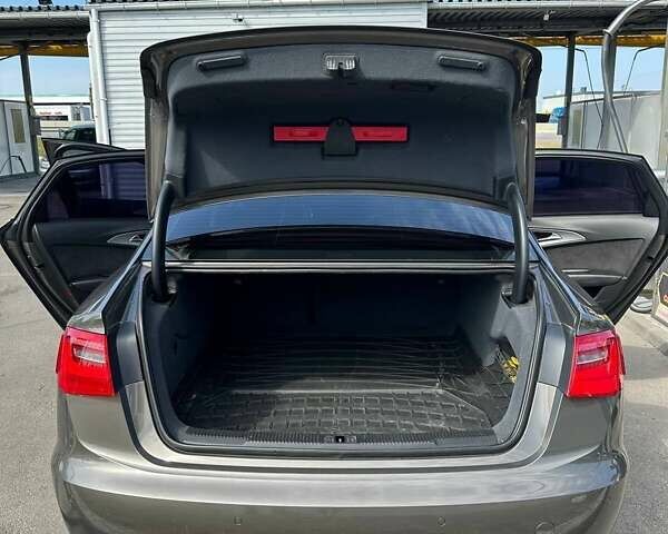 Серый Ауди А6, объемом двигателя 1.97 л и пробегом 269 тыс. км за 15750 $, фото 13 на Automoto.ua