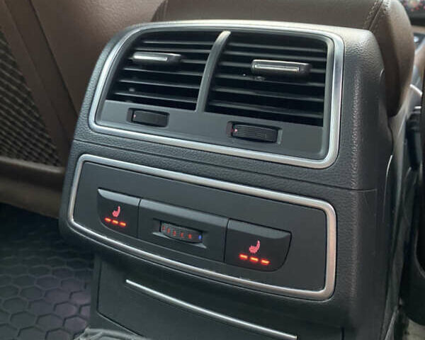 Сірий Ауді А6, об'ємом двигуна 3 л та пробігом 200 тис. км за 12500 $, фото 10 на Automoto.ua