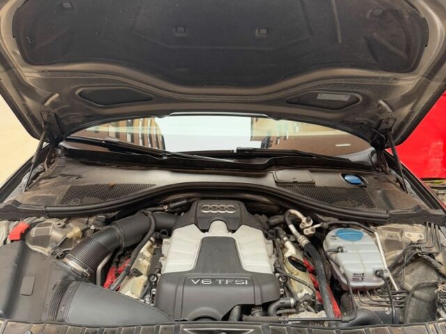 Серый Ауди А6, объемом двигателя 3 л и пробегом 149 тыс. км за 12500 $, фото 4 на Automoto.ua