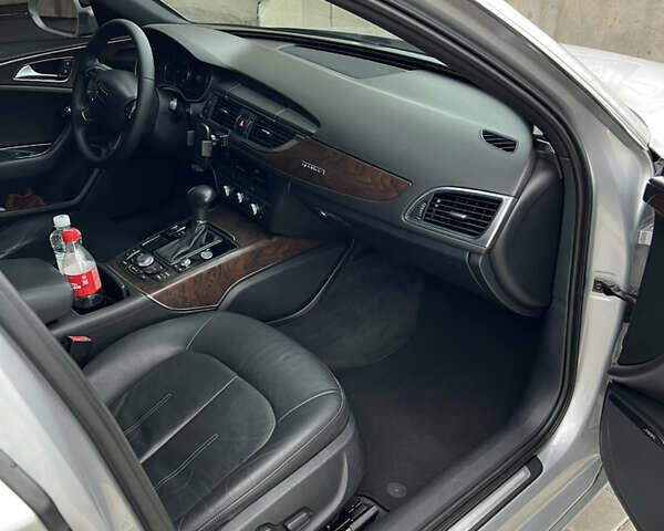 Сірий Ауді А6, об'ємом двигуна 2 л та пробігом 315 тис. км за 15200 $, фото 14 на Automoto.ua