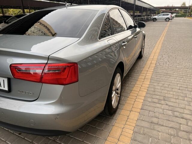 Сірий Ауді А6, об'ємом двигуна 2 л та пробігом 188 тис. км за 15000 $, фото 18 на Automoto.ua