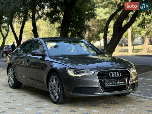 Серый Ауди А6, объемом двигателя 3 л и пробегом 195 тыс. км за 17000 $, фото 4 на Automoto.ua