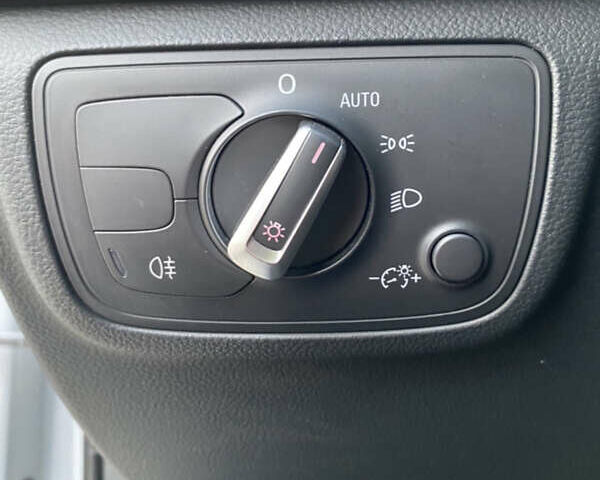 Сірий Ауді А6, об'ємом двигуна 3 л та пробігом 200 тис. км за 12500 $, фото 8 на Automoto.ua